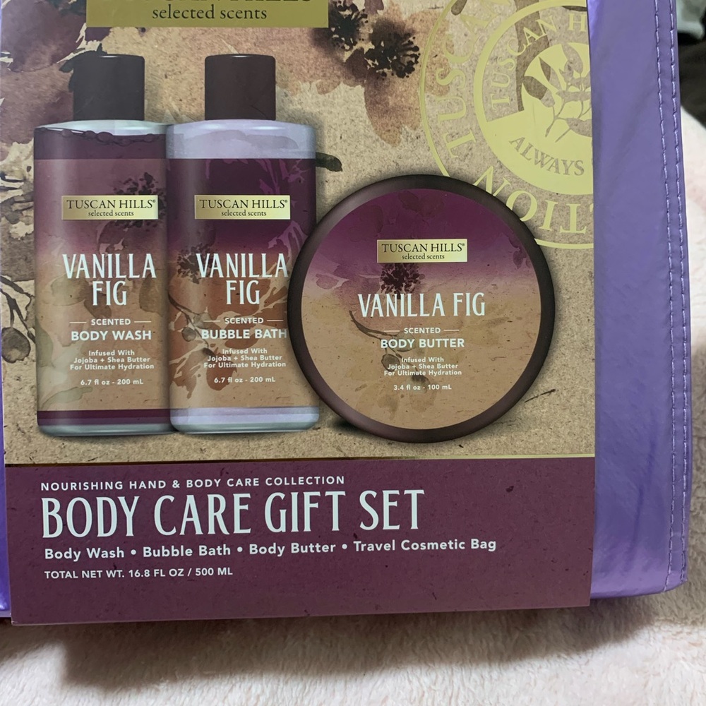 Vanilla Fig Body Care Gift Set - Purple